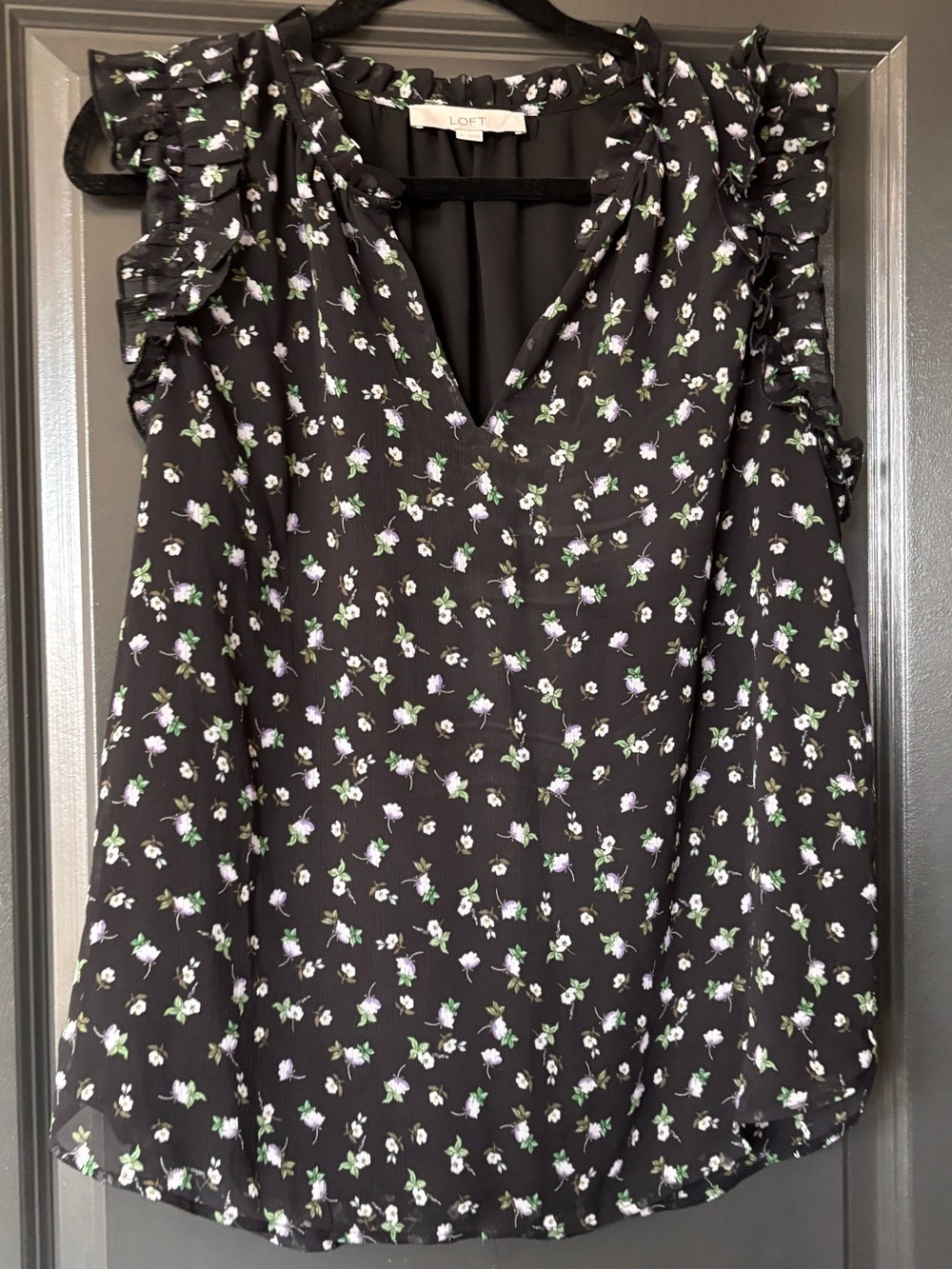 LOFT Black Floral Ruffle-Sleeve V-Neck Blouse
